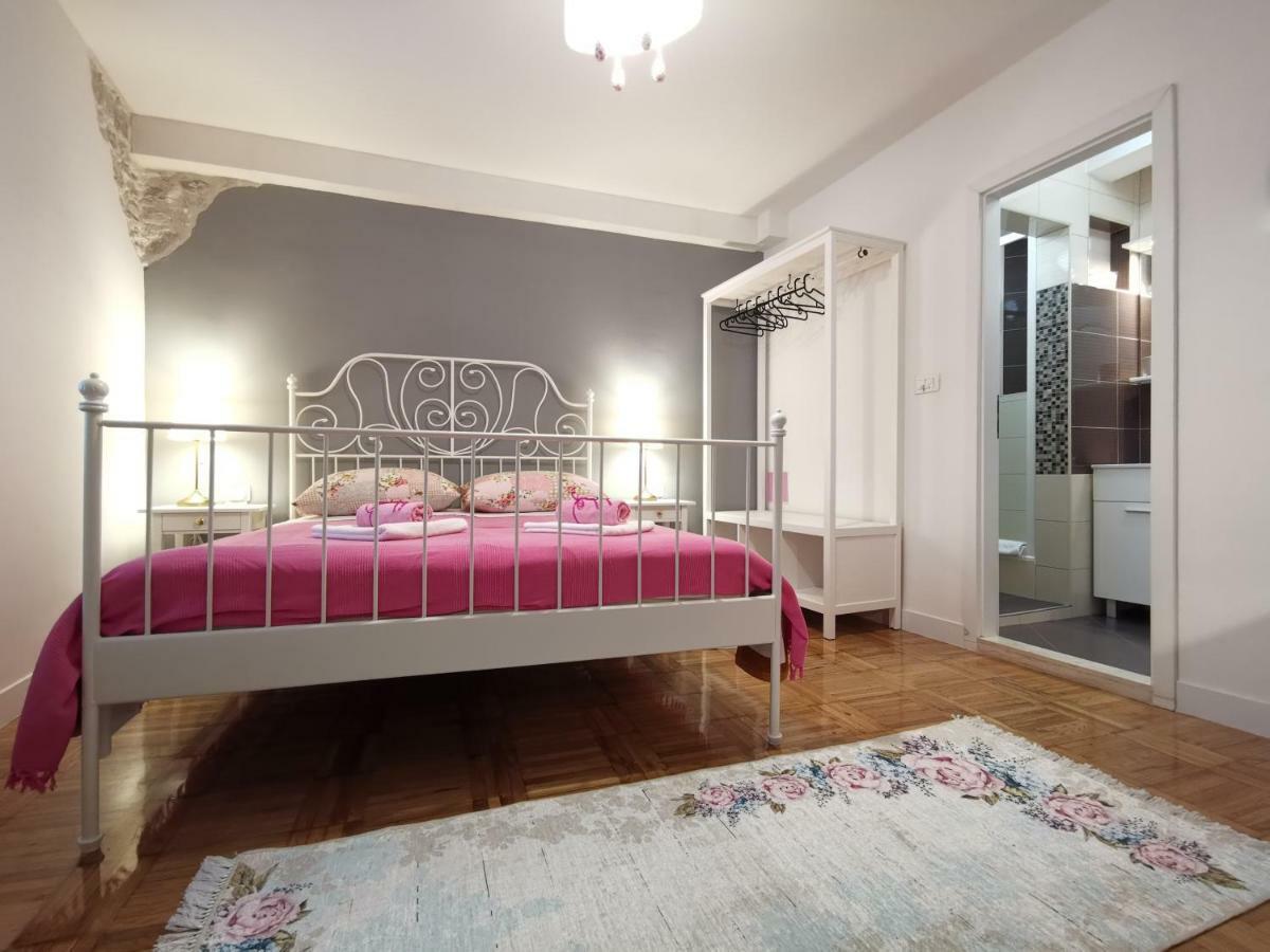 Palace Inn Rooms Спліт Екстер'єр фото